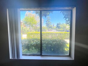390 N San Antonio Ave in Upland, CA - Building Photo - Building Photo
