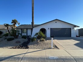 5841 W Angela Dr in Glendale, AZ - Building Photo