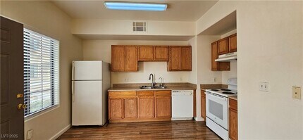 2151 Hussium Hills St in Las Vegas, NV - Building Photo - Building Photo