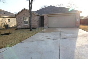 9001 Tall Sky Trc in Austin, TX - Building Photo