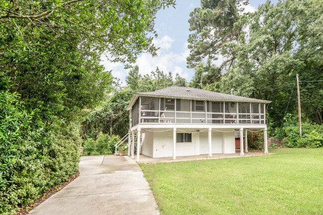 2243 Guerry Ave, Unit b in Charleston, SC - Building Photo - Building Photo