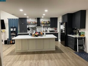 2347 Pinnacle Dr in Martinez, CA - Building Photo - Building Photo