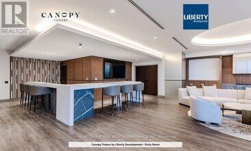 5105 Hurontario St in Mississauga, ON - Building Photo - Building Photo