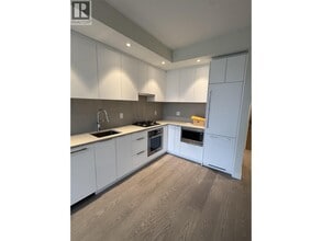 6138 Birney Ave in Vancouver, BC - Building Photo - Building Photo