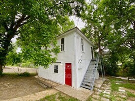 455 Egan St in Shreveport, LA - Building Photo