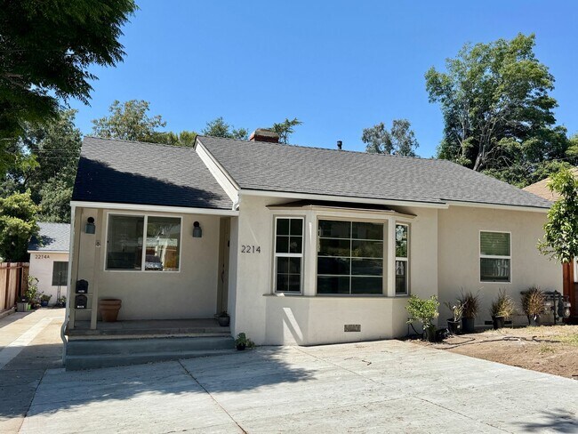 property at 2214 Waltonia Dr