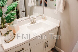 4350 E Mesquite St in Gilbert, AZ - Building Photo - Building Photo