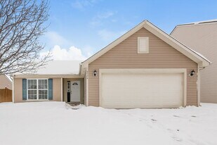 8524 Adlington Ct in Indianapolis, IN - Building Photo