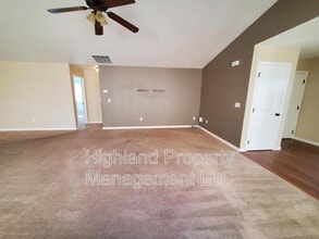 1425 Lost Trail Dr in Pullman, WA - Building Photo - Building Photo