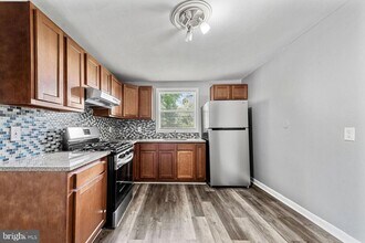 415 Hamilton Ave in Gloucester Township, NJ - Building Photo - Building Photo