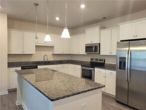 210 Centennial Cir in Canton, GA - Building Photo - Building Photo