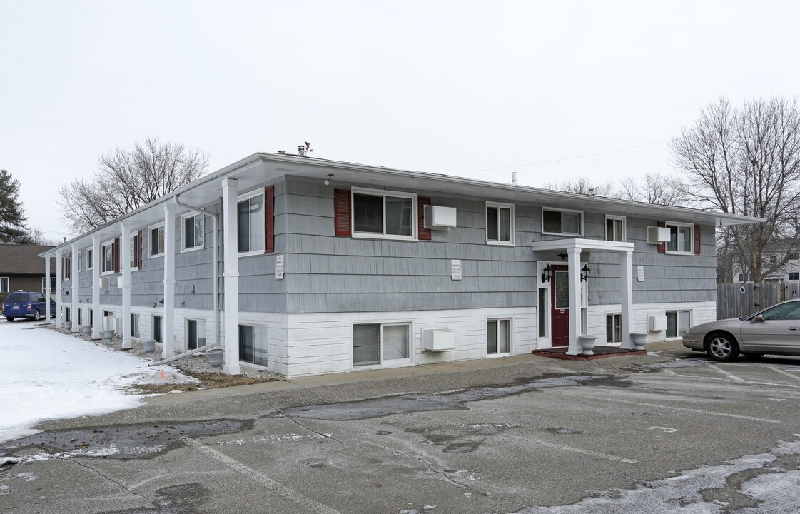 8963 Syndicate Ave in Lexington, MN - Building Photo