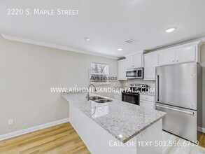 2220 S Maple St in Little Rock, AR - Building Photo - Building Photo