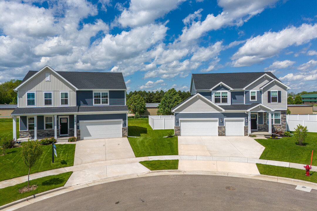 The Meadows at Kettle Park West in Stoughton, WI - Building Photo