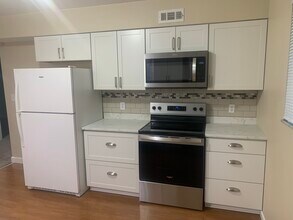 433 Mason St, Unit 433 in Dundee, MI - Foto de edificio - Building Photo