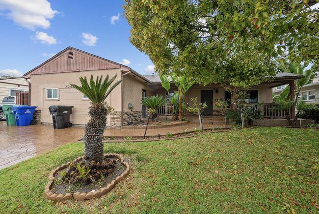 property at 5682 Mary Ln Dr