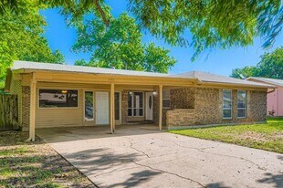 14914 Marsha Dr in Balch Springs, TX - Building Photo