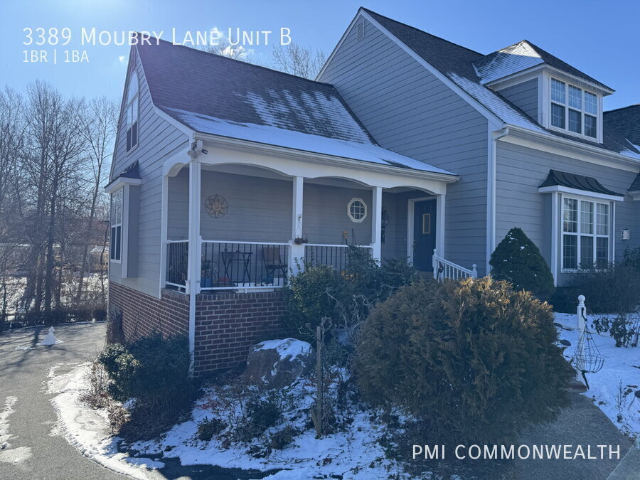 3389 Moubry Ln in Charlottesville, VA - Building Photo