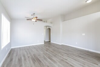 3840 Quail Creek Dr in North Las Vegas, NV - Building Photo - Building Photo