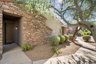 19550 N Grayhawk Dr, Unit K in Scottsdale, AZ - Building Photo - Building Photo