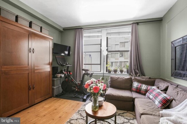 property at 1324 Locust St