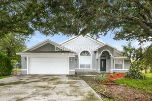 1003 Dorking Way in Kissimmee, FL - Building Photo