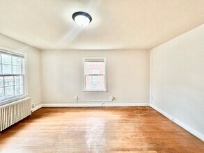 4534 Avondale St in Bethesda, MD - Building Photo - Building Photo