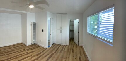 1710 California St, Unit 1710 California #3 in Huntington Beach, CA - Foto de edificio - Building Photo