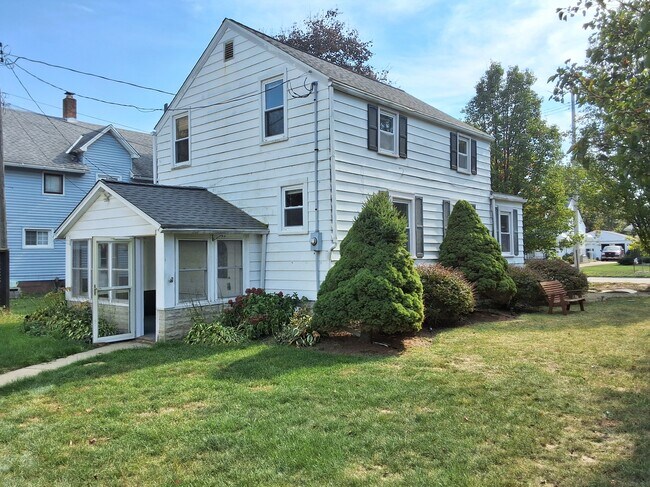 5198 South St in Vermilion, OH - Building Photo - Building Photo