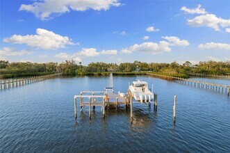 450 Bayshore Dr in Terra Ceia, FL - Building Photo - Building Photo