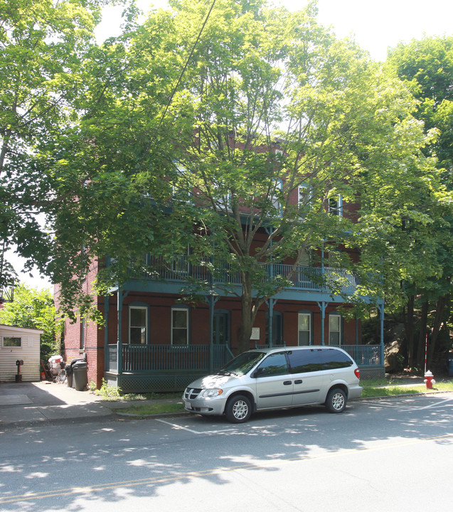 14 3rd St in Turners Falls, MA - Building Photo