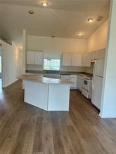 8047 Sugar Pine Blvd in Lakeland, FL - Building Photo - Building Photo