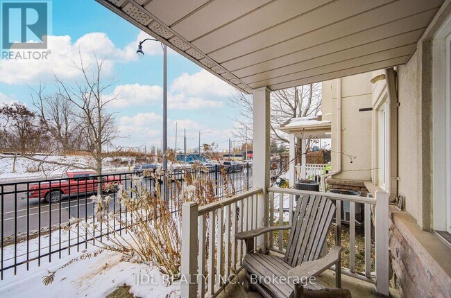 10 Post Oak Dr in Richmond Hill, ON - Building Photo - Building Photo