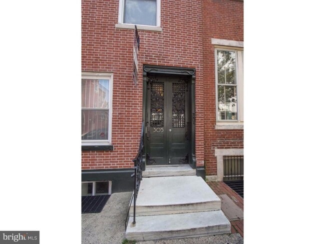 305 S 11th St in Philadelphia, PA - Building Photo - Building Photo