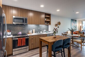 Arlo in Seattle, WA - Foto de edificio - Building Photo