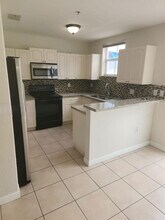 8199 W 36th Ave in Hialeah, FL - Building Photo - Building Photo