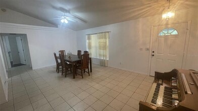 32 Almond Dr in Ocala, FL - Building Photo - Building Photo