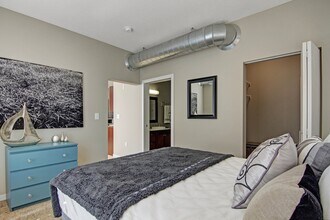 Marbella on Dean in Minneapolis, MN - Building Photo - Building Photo