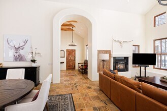 661 Green Meadow Dr in Carbondale, CO - Building Photo - Building Photo