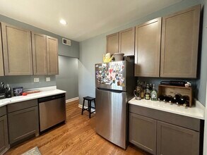 2554 W Eastwood Ave in Chicago, IL - Building Photo - Building Photo