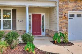127 Radcliff Dr in Grovetown, GA - Building Photo - Building Photo