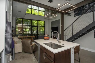 4238 Gauge Line Lp in Tampa, FL - Building Photo - Building Photo