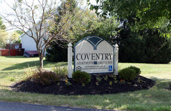 Coventry Apartments in Newark, OH - Foto de edificio - Building Photo