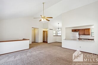 560 W 3rd St in Andover, KS - Building Photo - Building Photo