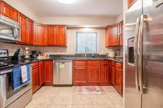 1330 Catalpa Ln in Orlando, FL - Building Photo - Building Photo