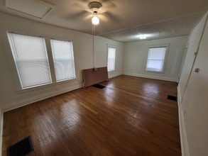 225 Marlborough Rd in Syracuse, NY - Building Photo - Building Photo