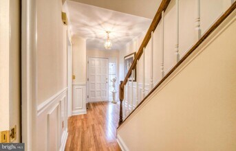 305 Five Farms Ln in Timonium, MD - Building Photo - Building Photo