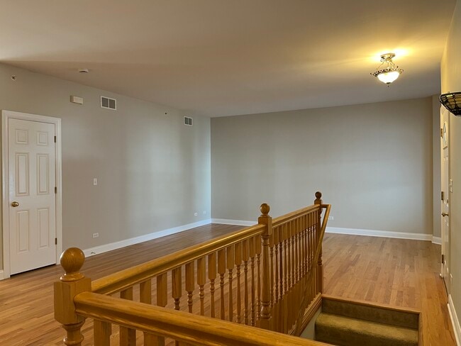 1531 Queen Ann Ln in Gurnee, IL - Building Photo - Building Photo