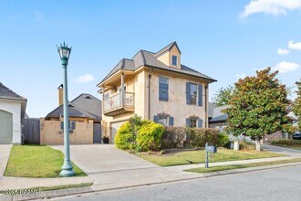 123 Croft Row in Lafayette, LA - Building Photo - Building Photo