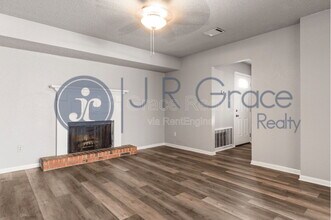 1304 Chapel Creek Rd in Waco, TX - Building Photo - Building Photo